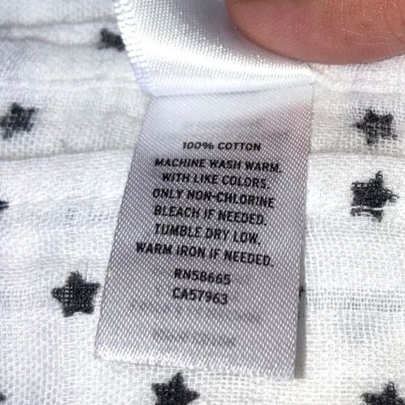 NORDSTROM BABY Muslin Swaddle Blanket Twilight Sleepy Stars 48 x 44 inches - Picture 7 of 9